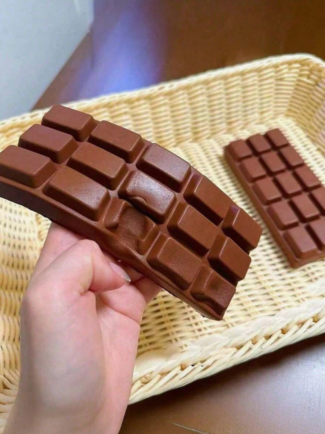 Jumbo Chocolate/White Chocolate Bar Squishy